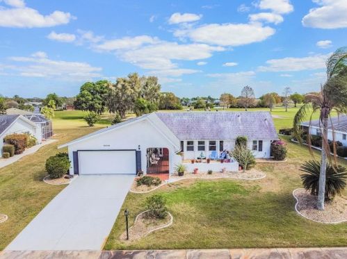 235 Amesbury Cir, Ruskin, FL 33573-5861
