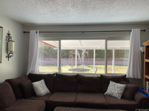 43717 Albeck Ave, Lancaster CA 93536-5746 exterior