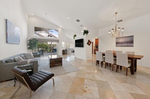 6061 Golf Villas Dr, Boynton Beach, FL 33437-4117