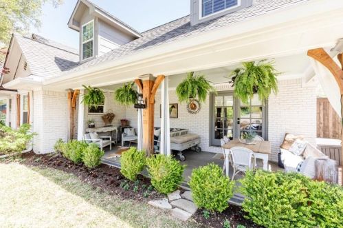10032 Ferndale Rd, Dallas, TX 75238-2125
