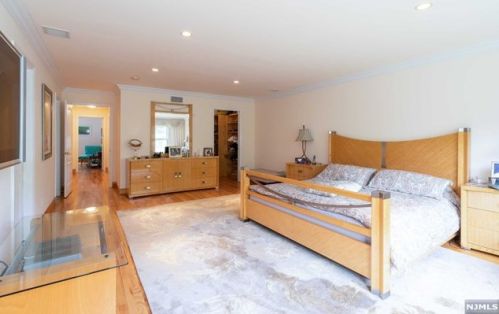 134 Demarest Ln, Montvale NJ  07645-2341 exterior