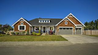 4622 125th Avenue Ct, Puyallup, WA 98372-9253