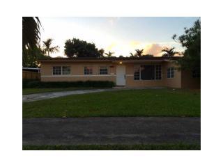 5020 102nd Ct, Miami, FL 33165-6210