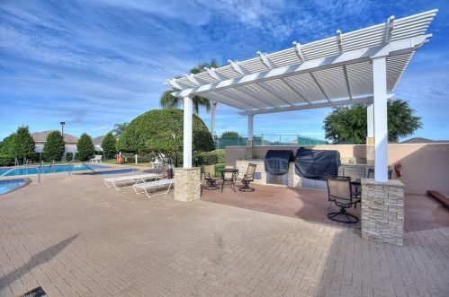 114 Rdg Vw Dr, Davenport FL 33837-5563 exterior