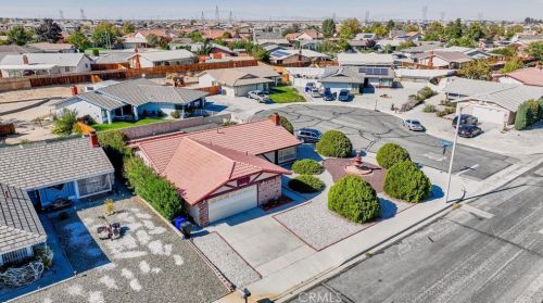 15436 Chaparral St, Victorville, CA 92394-5503
