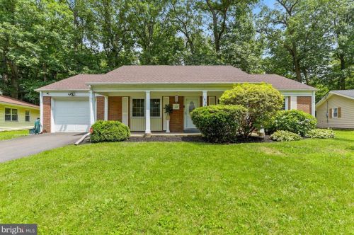 164 Eastbrook Ln, Willingboro, NJ 08046-2225