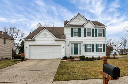 400 Sandmar Ct, Pataskala, OH 43062-7566