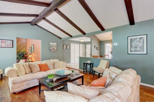 102 Sylvan Ave, Miller Place NY  11764-2230 exterior