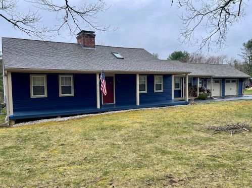 117 Thompson Pike, Killingly, CT 06241-1118