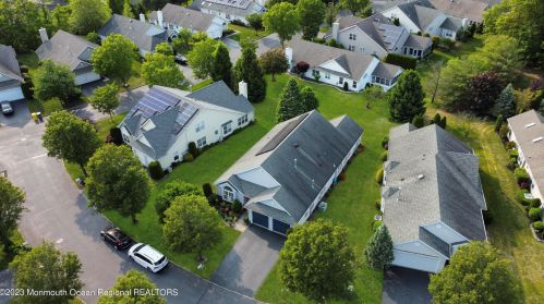 26 Casco Ct, Lakewood NJ  08701-5779 exterior