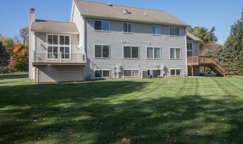 4004 Silhavy Rd, Valpo IN  46383-9146 exterior