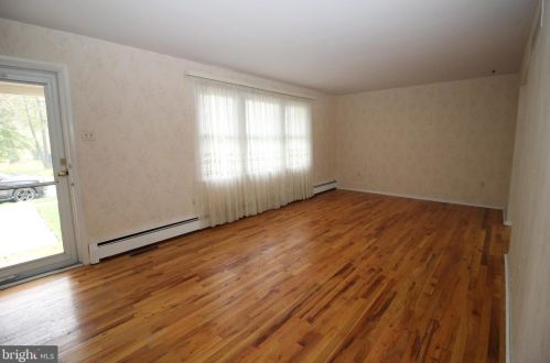 502 6th St, Lansdale PA  19446-2742 exterior