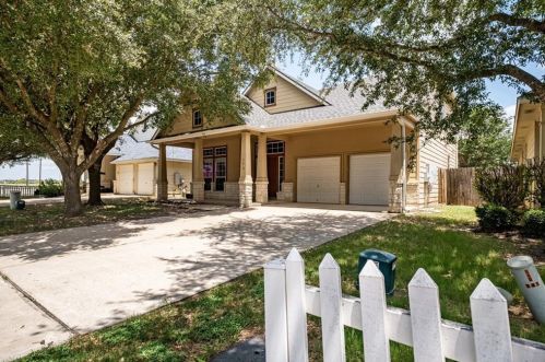 540 Metcalfe St, Monadale, TX 78634-5280