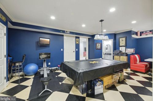 610 Poplar Dr, Falls Church VA  22046-2838 exterior