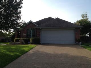 610 Brussels Dr, College Station TX  77845-4763 exterior