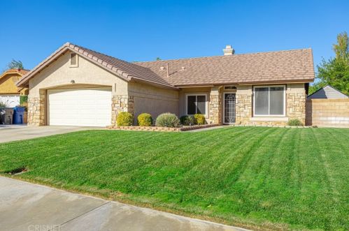 42431 Boulder Dr, Lancaster, CA 93536-4537