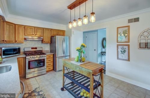 7 Zelley Ave, Trenton NJ  08620-2321 exterior