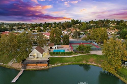 30305 Mira Loma Dr, Temecula CA  92592-2135 exterior