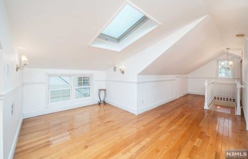 214 Columbus Pl, Cliffside Park NJ  07010-1006 exterior