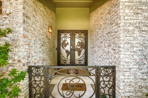 7 Justin Ct, Richardson TX  75081-2538 exterior