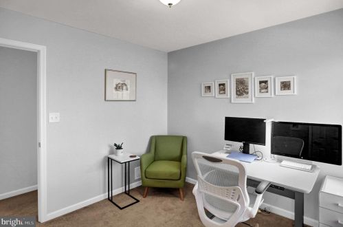 4 Ledgestone Dr, Siddonsburg PA  17019-9805 exterior