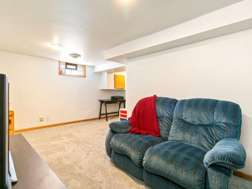 3610 Taylor Ave, Milwaukee WI 53207-3440 exterior