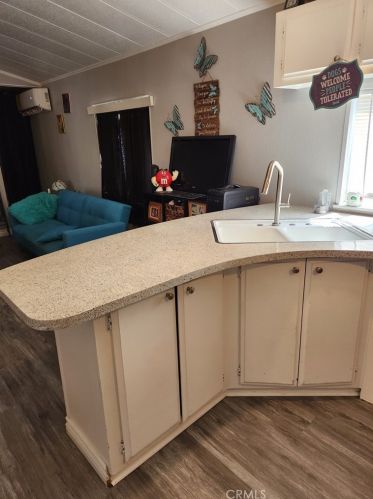 415 Shawnee Rd, Perris CA  92570-1737 exterior