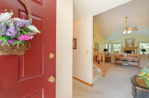 459 Woodside Pl, Bellefontaine, OH 43311-1597