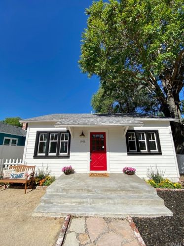 1811 Park St, Lake Nacimiento, CA 93446-1633