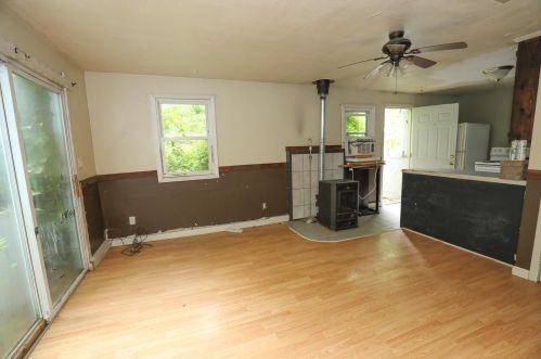 16 Fordway Rd, Raymond NH  03077-2459 exterior