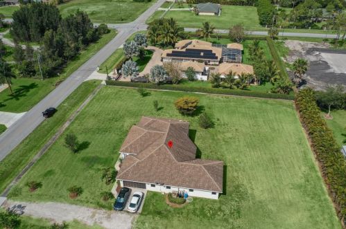 17431 Valencia Blvd, Town Of Loxahatchee Groves FL  33470-2660 exterior