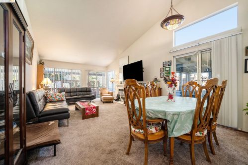 1831 Fairhaven Way, Oakley, CA 94561-3084