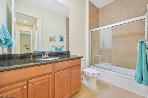 9137 Isla Bella Cir, Bonita Springs FL  34135-7198 exterior