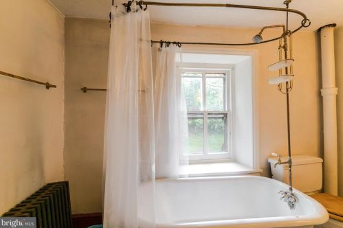 312 Burnside Ave, Norristown PA  19403-2608 exterior