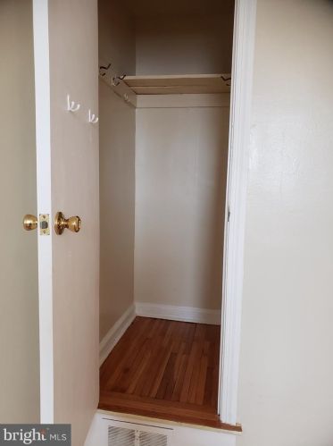 5151 C St, Philadelphia PA 19120-3621 exterior