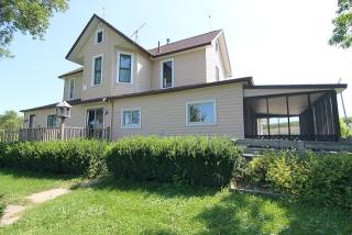1823 140th St, Wellman, IA 52356-9668