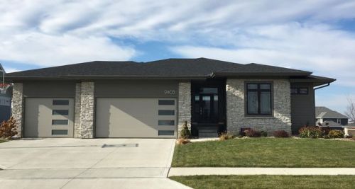 9405 Coneflower Cir, Norwalk, IA 50211-9429