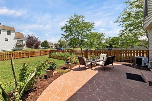 1337 Harold Stewart Pkwy, Pataskala OH  43062-7595 exterior