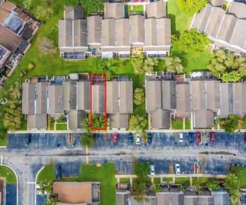 1350 123rd Ave, Hollywood FL 33026-4300 exterior