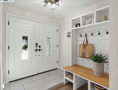 56 Pulido Ct, Danville CA  94526-1624 exterior