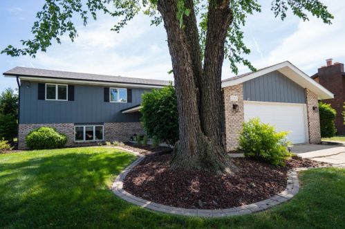 2301 Boulder Rd, Dyer, IN 46311-1902