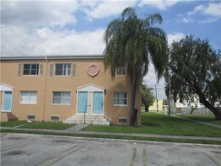 415 84th St, Miami, FL 33138-3924