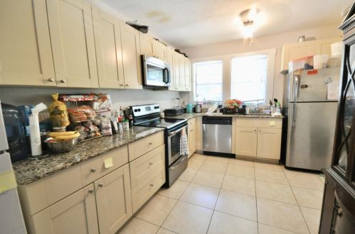 4010 Gdn Ave, West Palm Beach FL  33405-2578 exterior