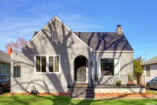 2033 Vallejo Way, Sacramento CA  95818-3846 exterior