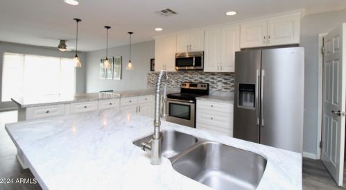 7814 Cypress St, Scottsdale AZ  85257-2204 exterior