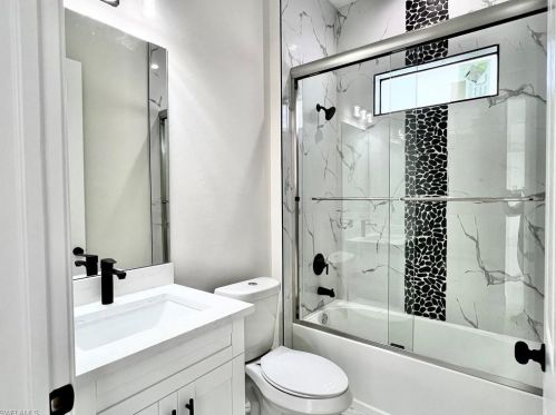 4281 60 Ave, Naples FL  34120-2684 exterior
