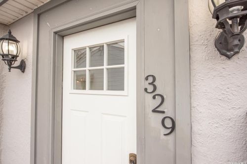 329 Park Ave, Babylon, NY 11702-2024