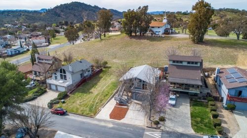 4805 Tumbleweed Way, Lake Nacimiento, CA 93446-4216