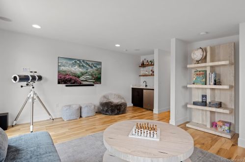 1877 Race St, Denver CO  80206-1115 exterior