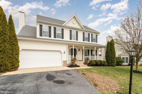 102 Evergreen Cir, Siddonsburg PA  17019-9630 exterior